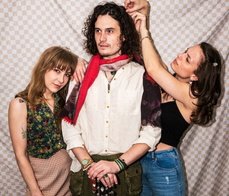 Evil Twin, photographed by Alex Bennett